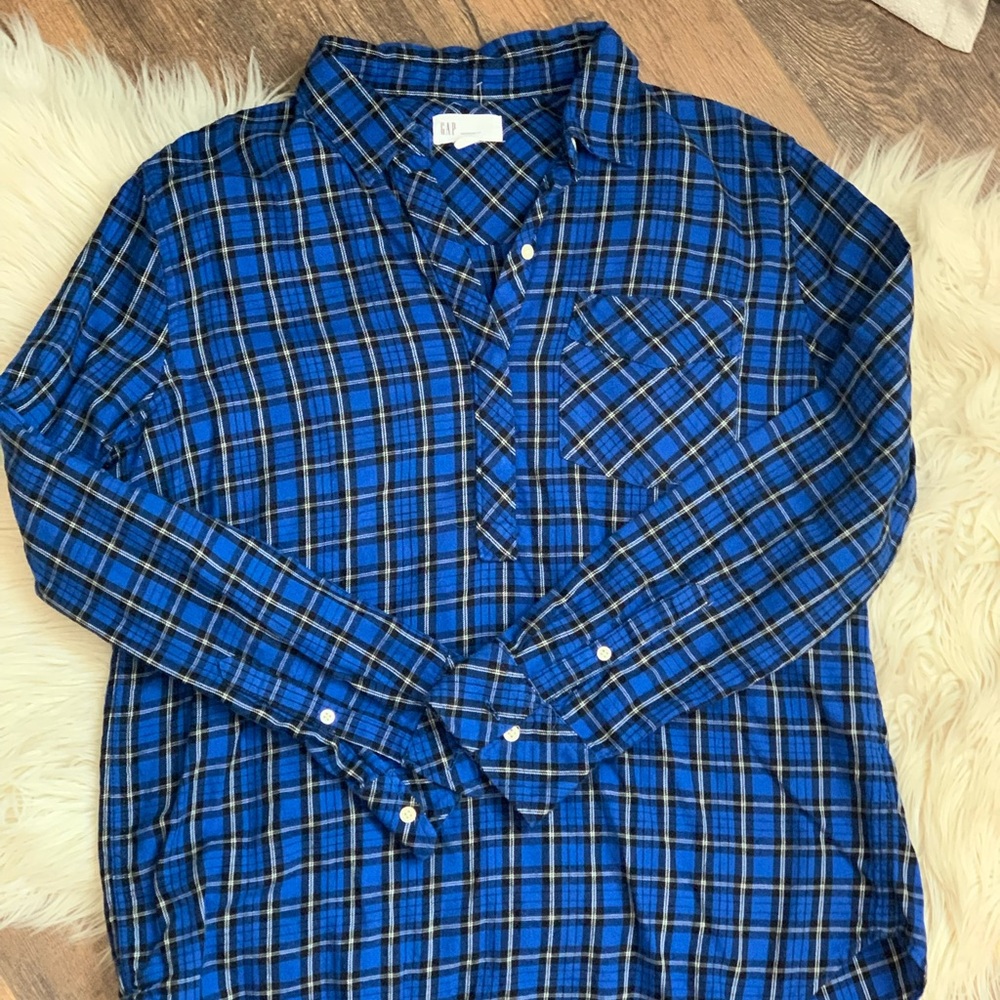 Gap Boyfriend Fit Shirt - Picture 4 of 10